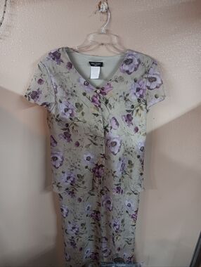 Miss Dorby Cap Sleeve  Dress Crinkle Fabric Green& Purple  Sz18